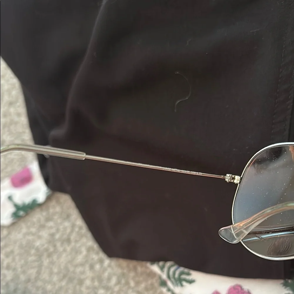 Ray-Ban Silver Aviator Sunglasses with Tan Case - Picture 5 of 6